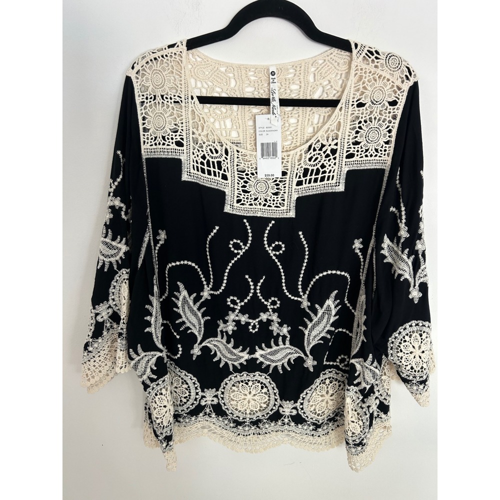 Leo & Nicole NWT Women 2X Black Ivory Crochet Lace Embroidered Boho Blouse